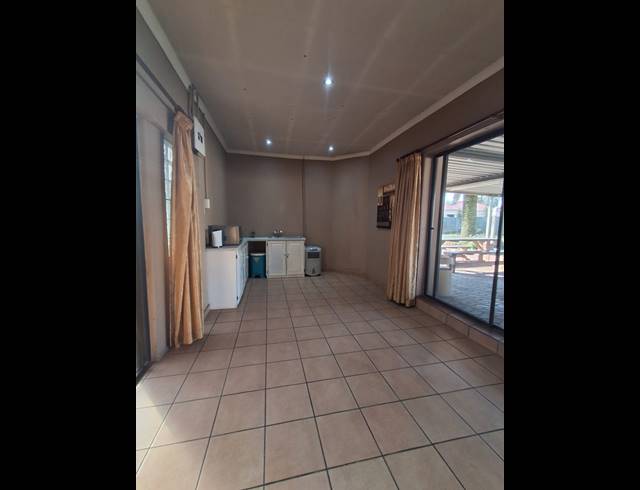 3 BEDROOM HOUSE FOR SALE IN THREE RIVERS